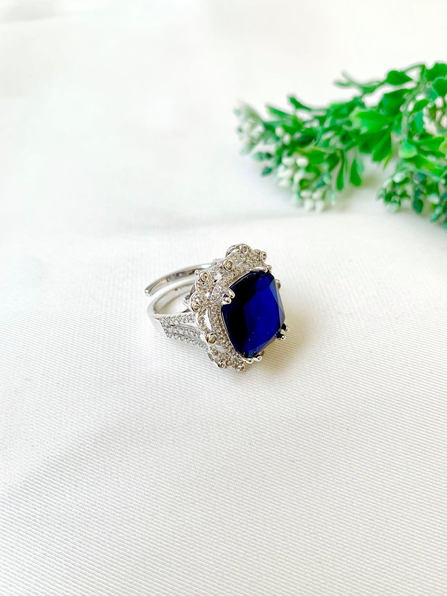 Nilla Ring