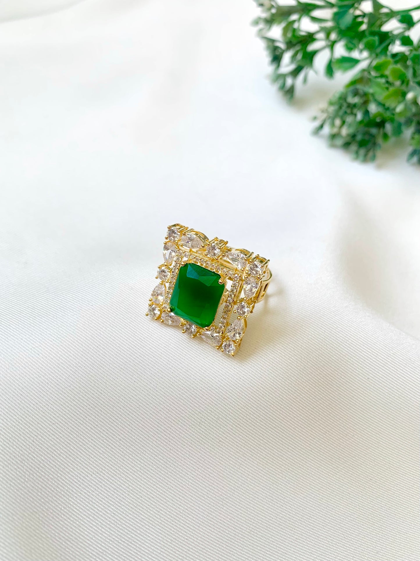 Josefina Emerald Ring