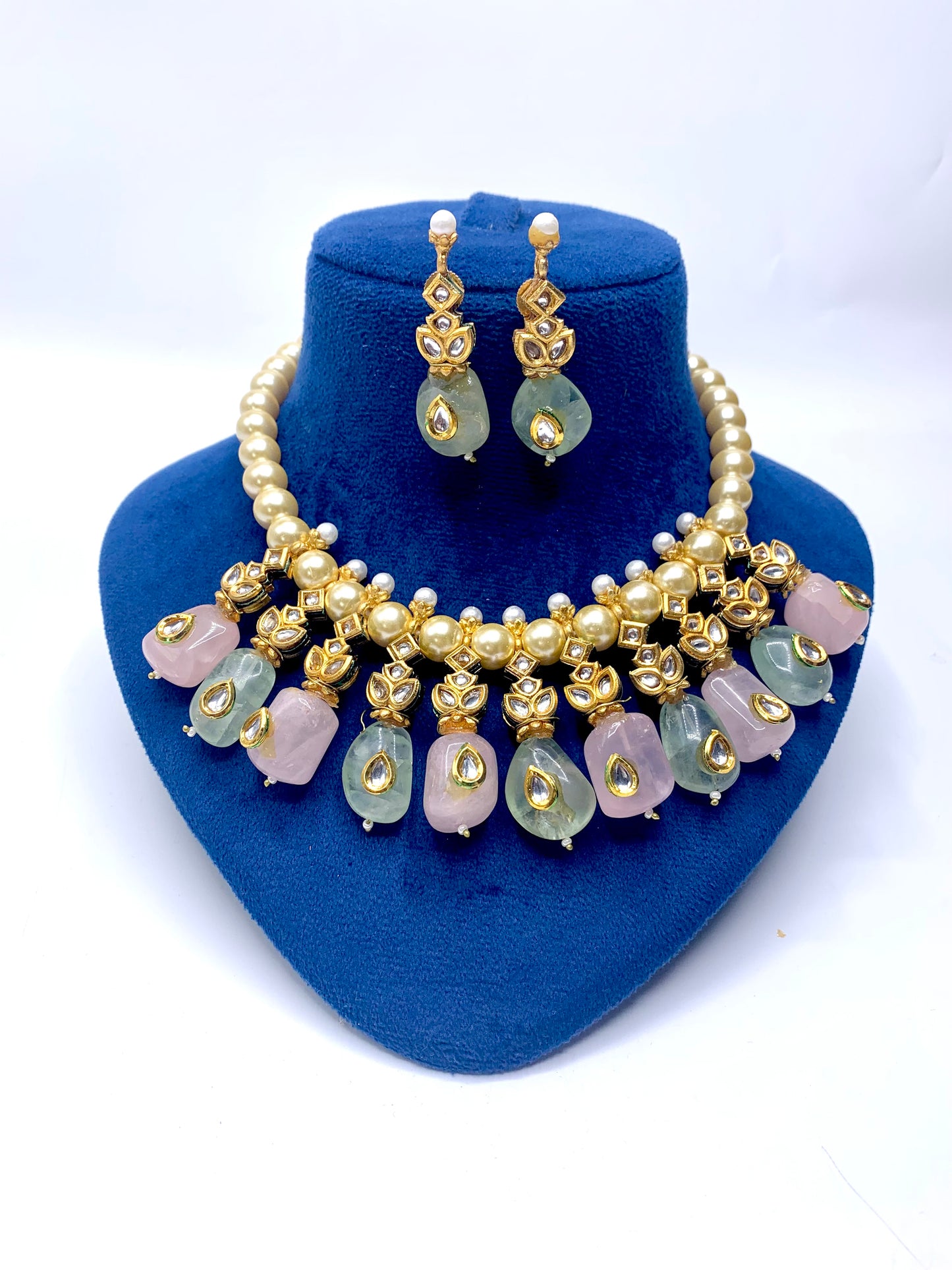 Ananda Necklace Set