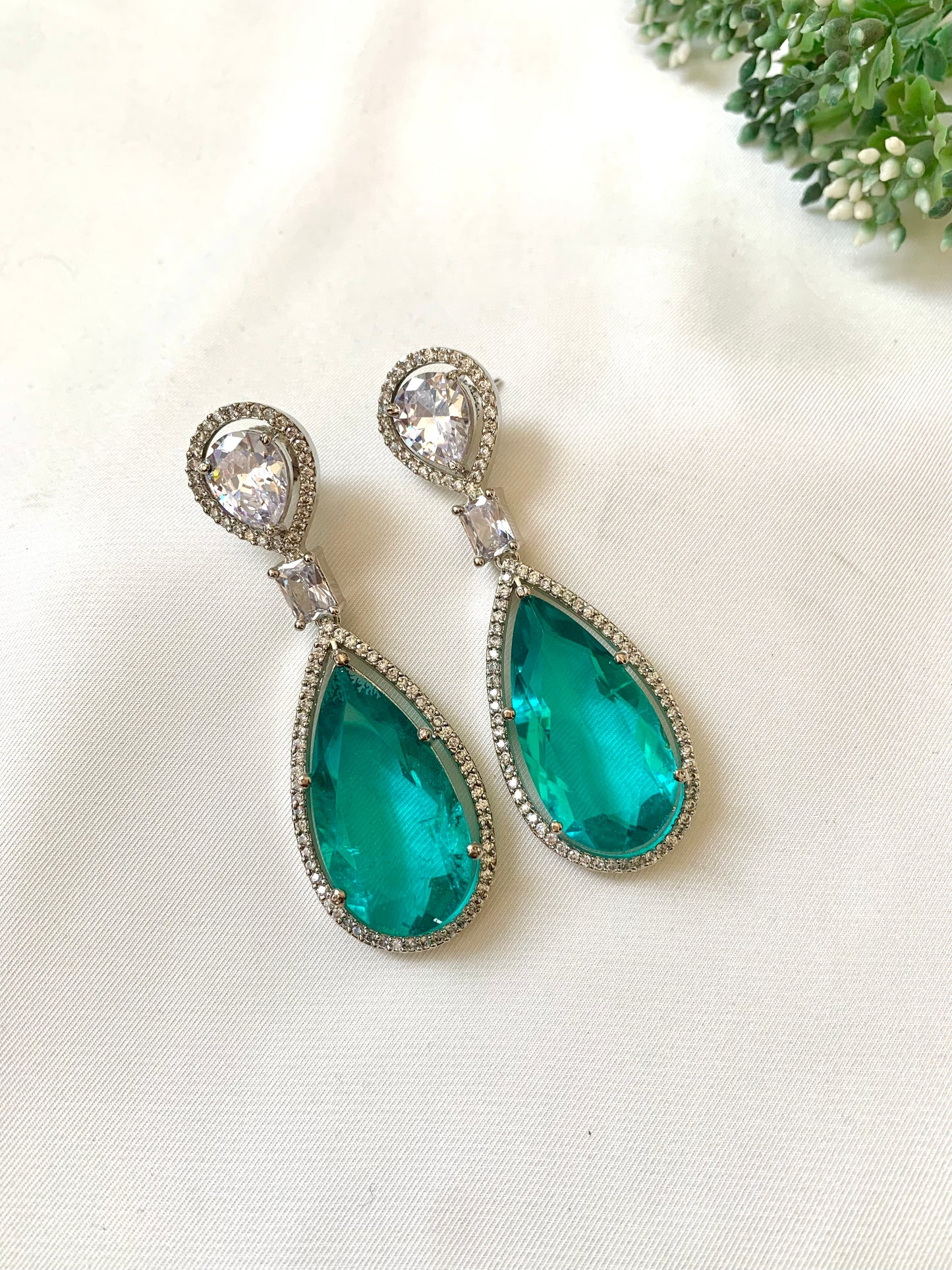 Maronia Earrings