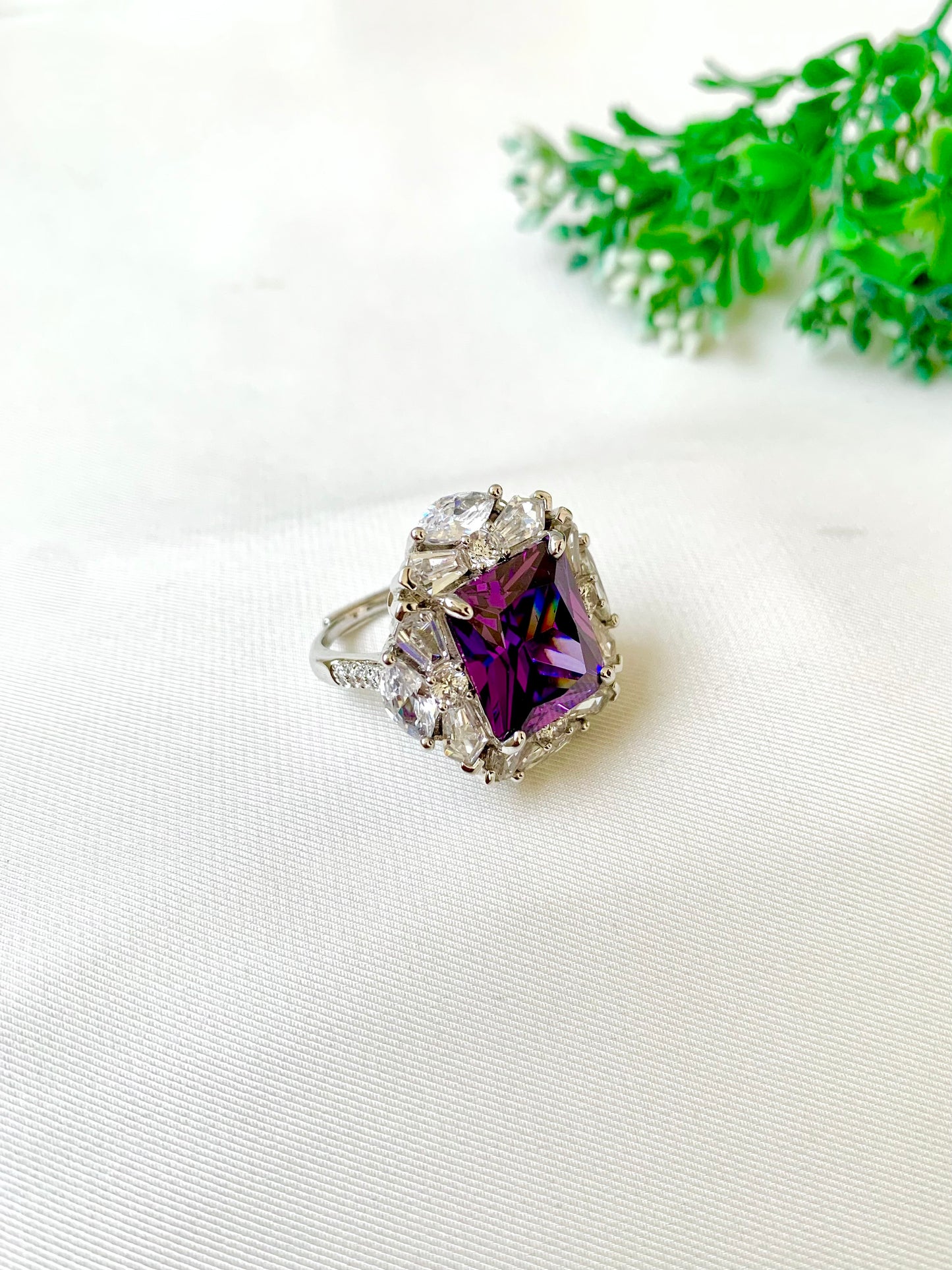 Diana Ring