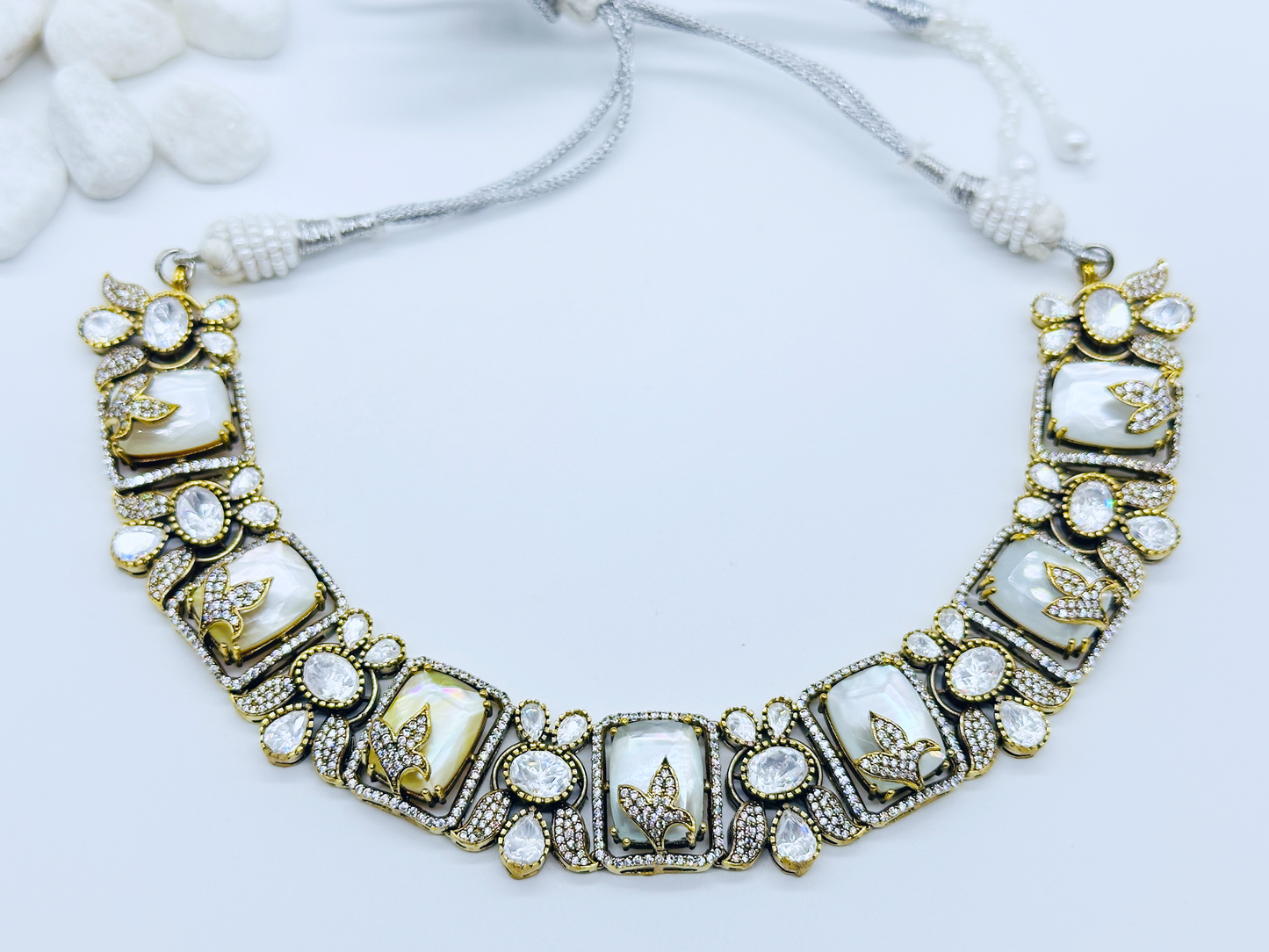 Radha Necklace Set