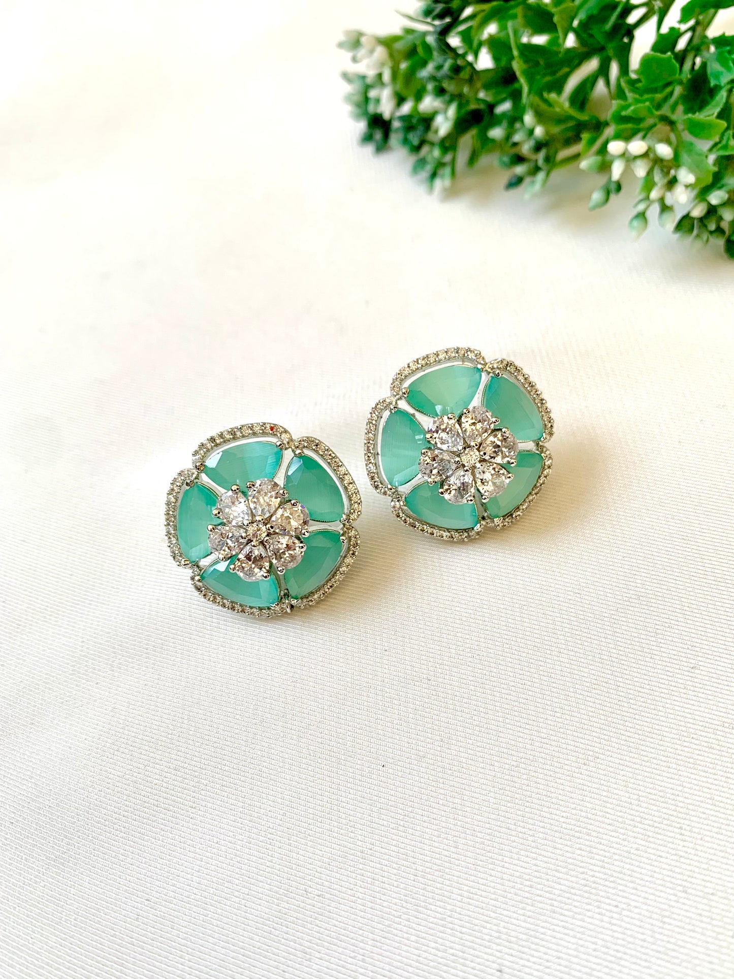Elsa Studs