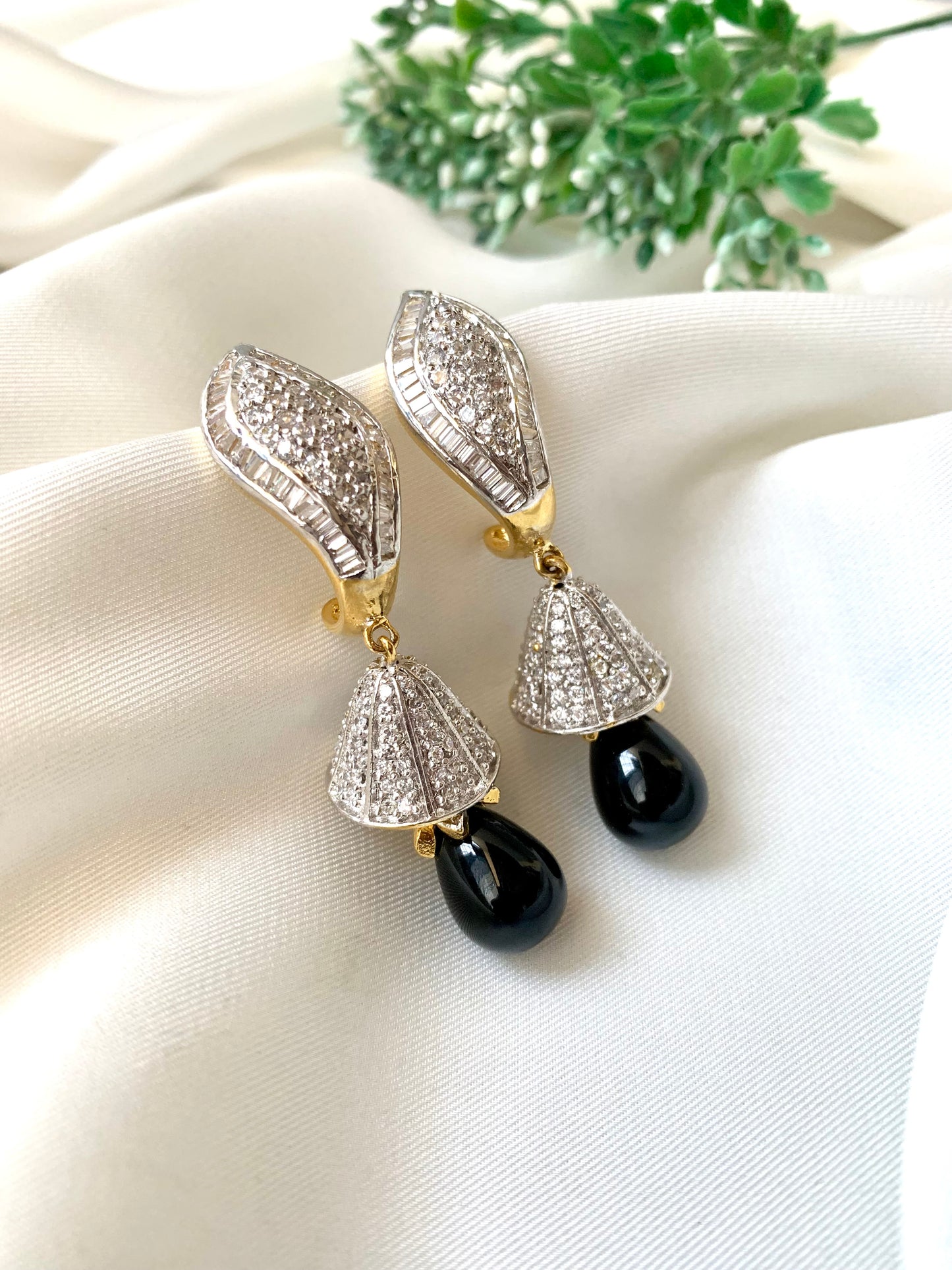 Mawrah Earrings
