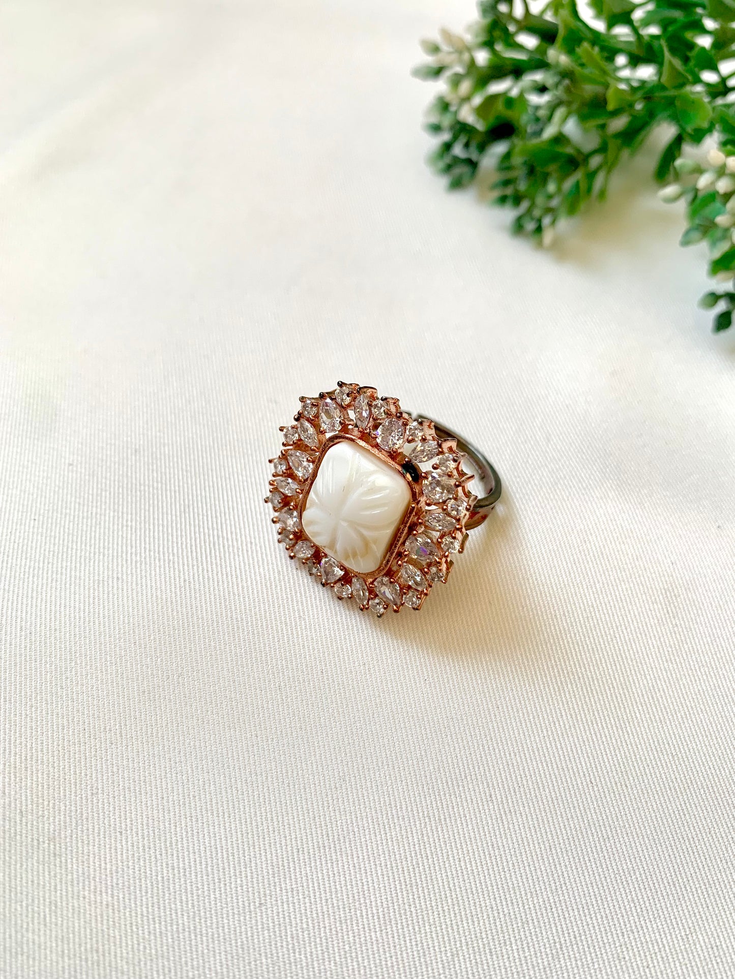 Ariana Ring