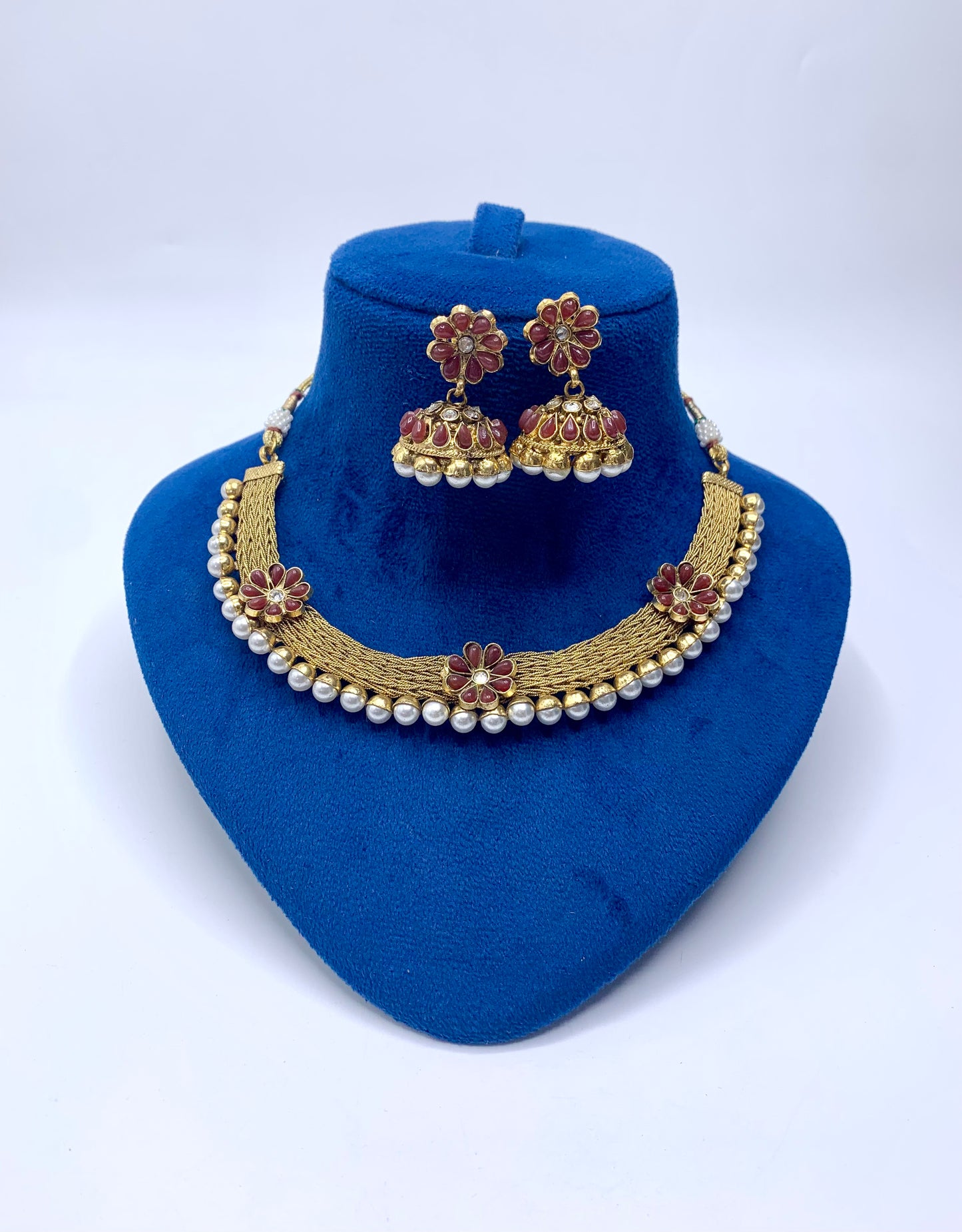 Ambel Necklace Set