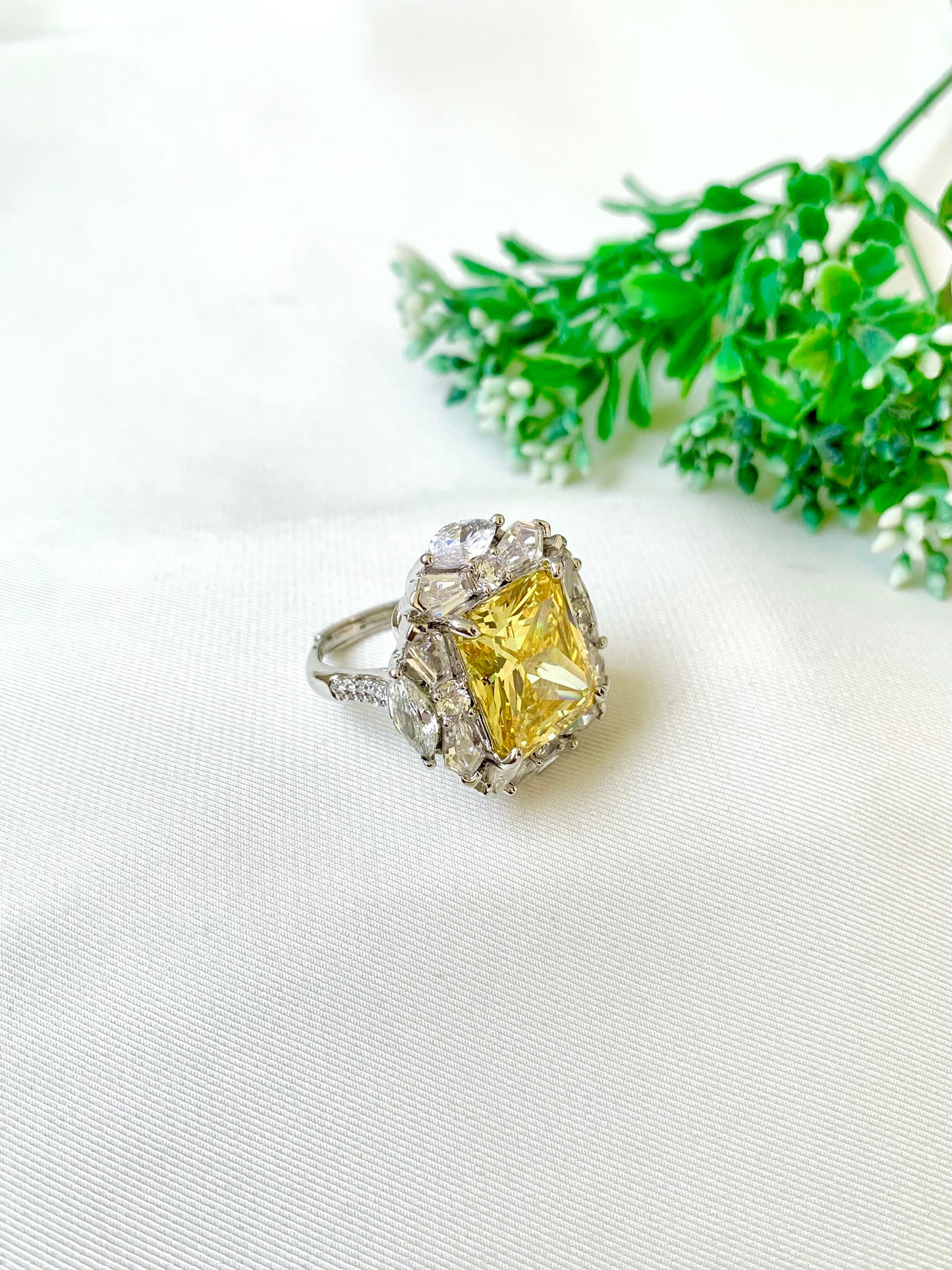 Diana Ring