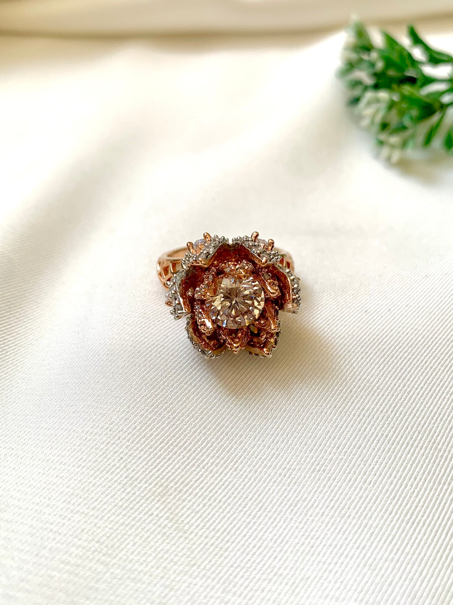 Danhi Ring