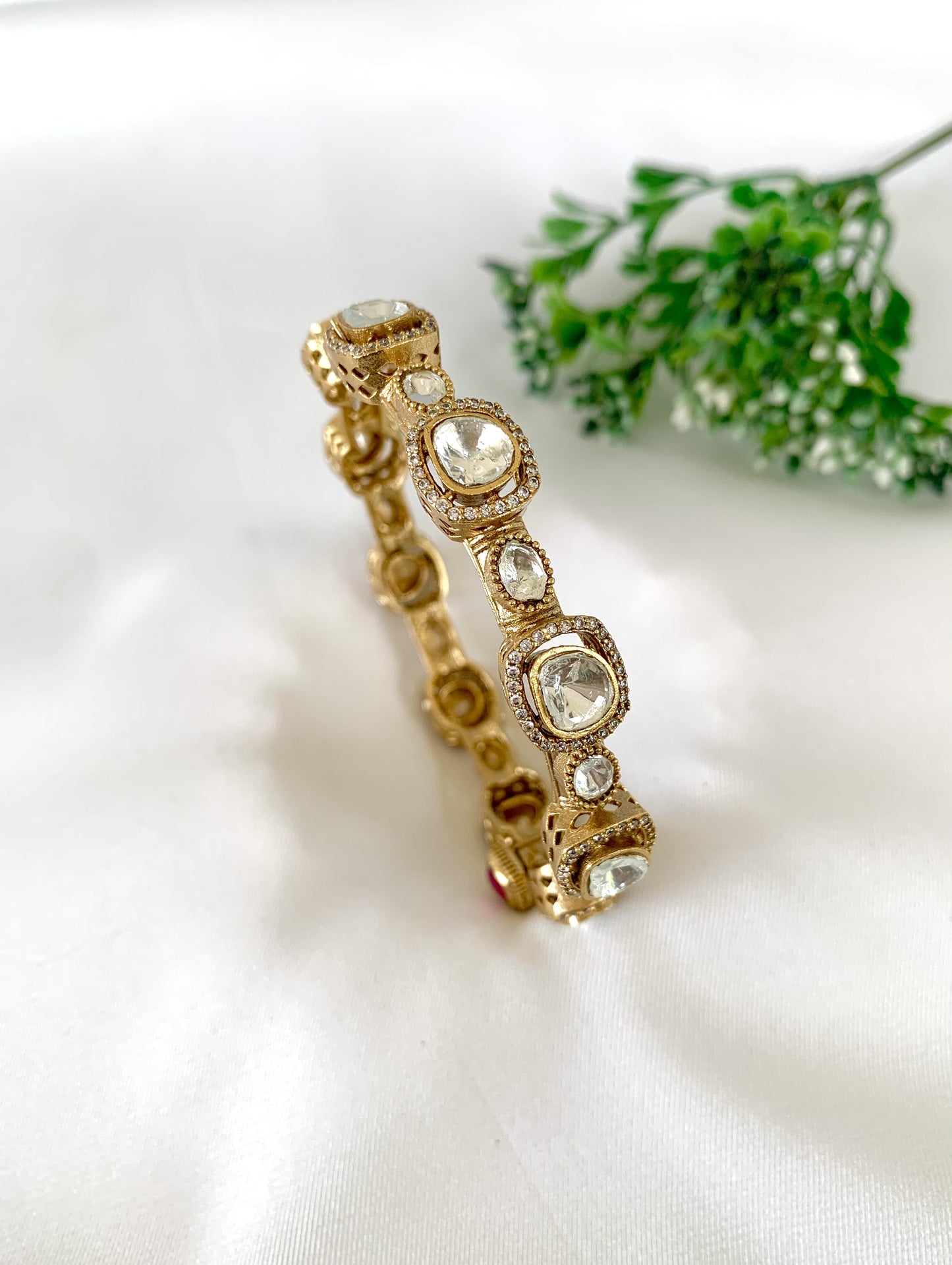 Moissanite Kundan screw openable bangle with royal cutwork design
