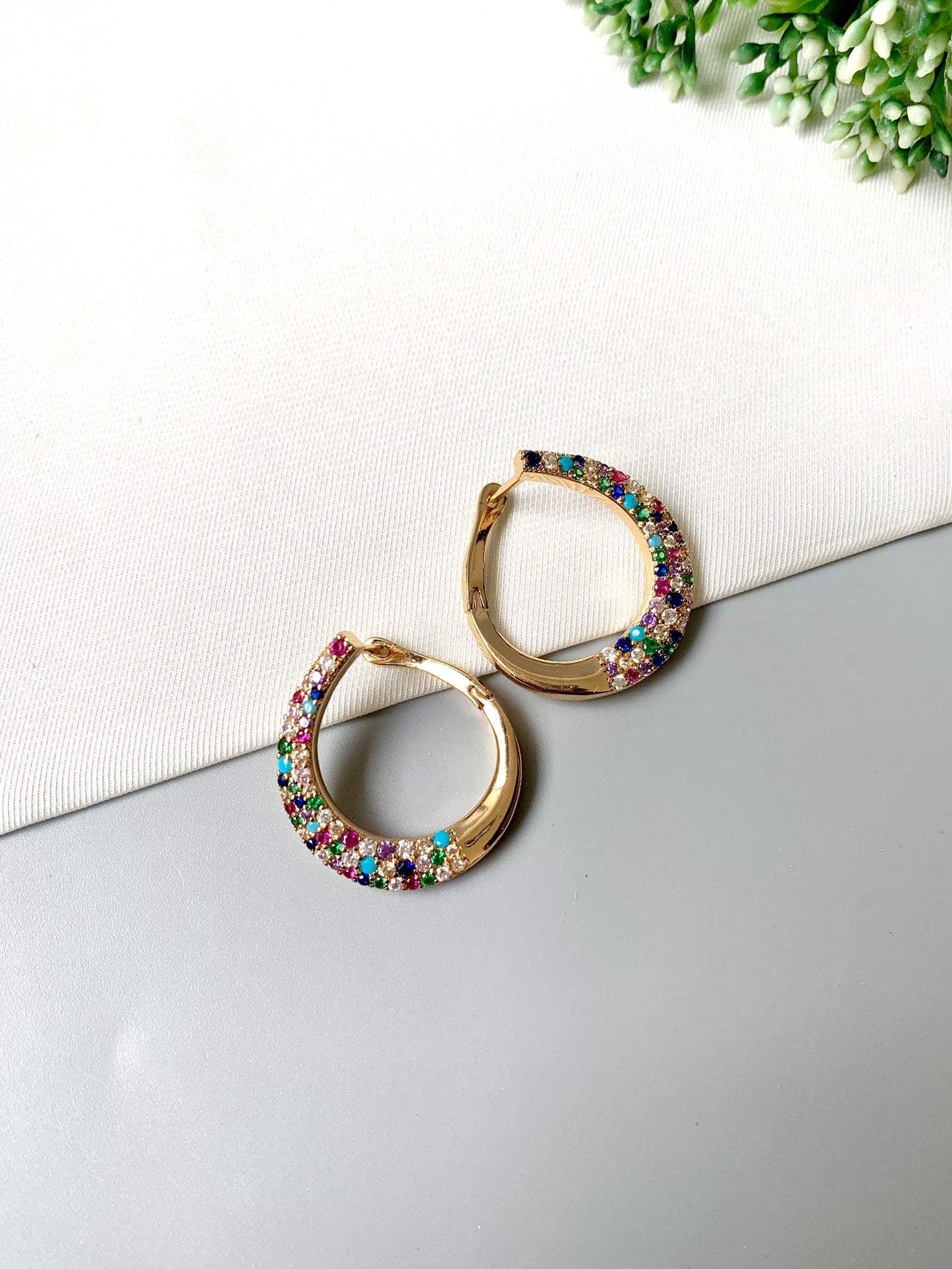 Lunara Hoops