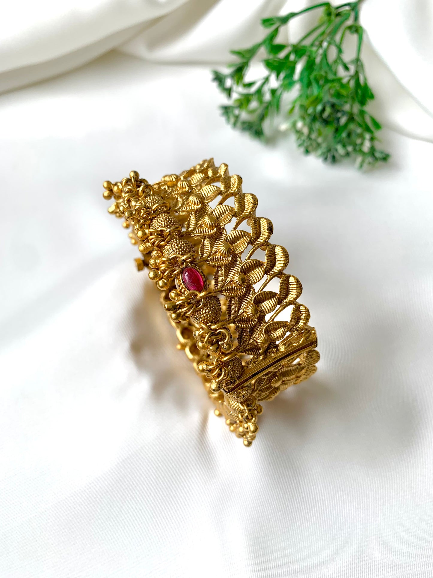 Handcrafted 22kt gold plated openable screw bangle with intricate floral detailing, fits sizes 2.6 and 2.8