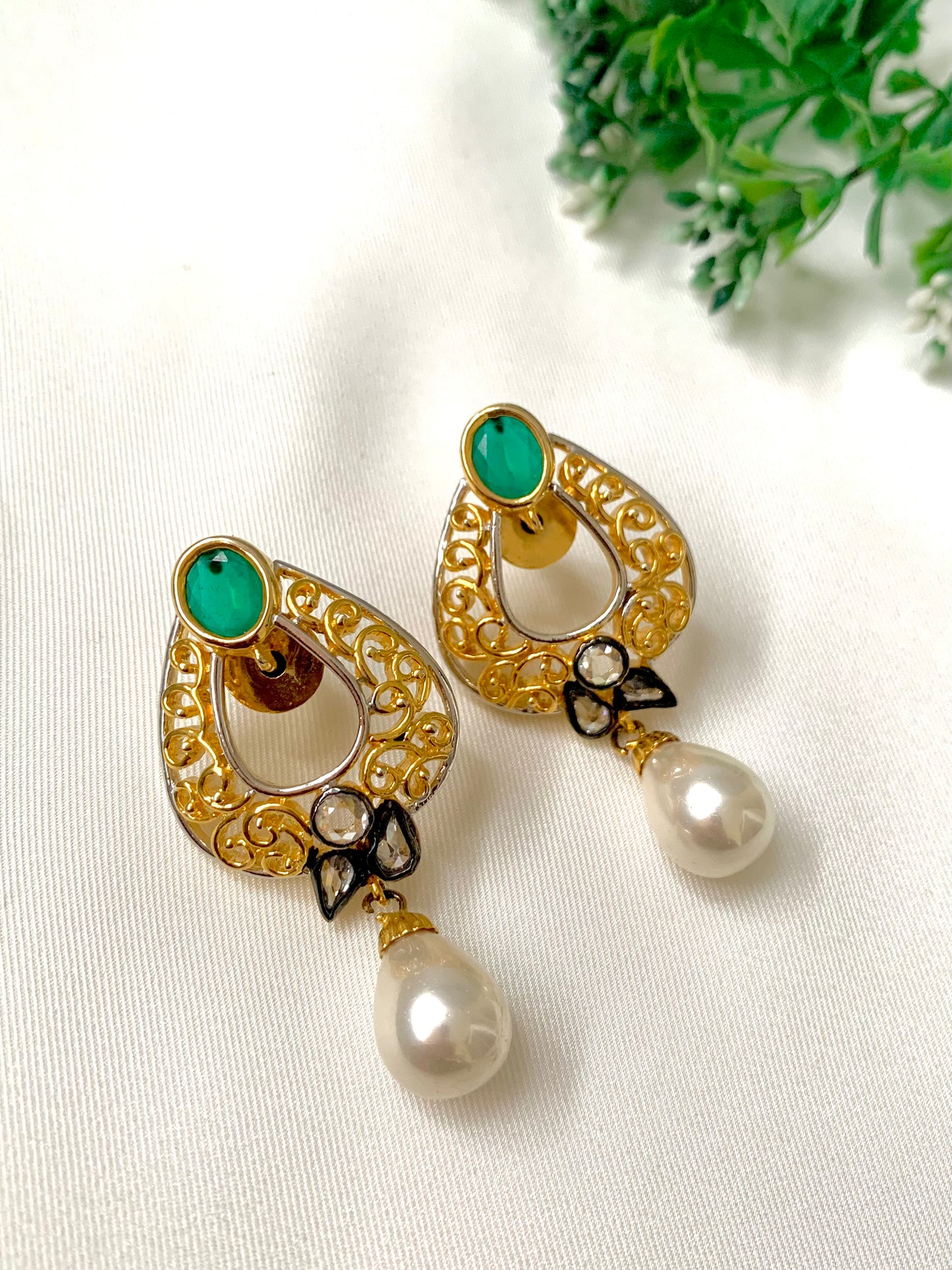 Lamya Earrings