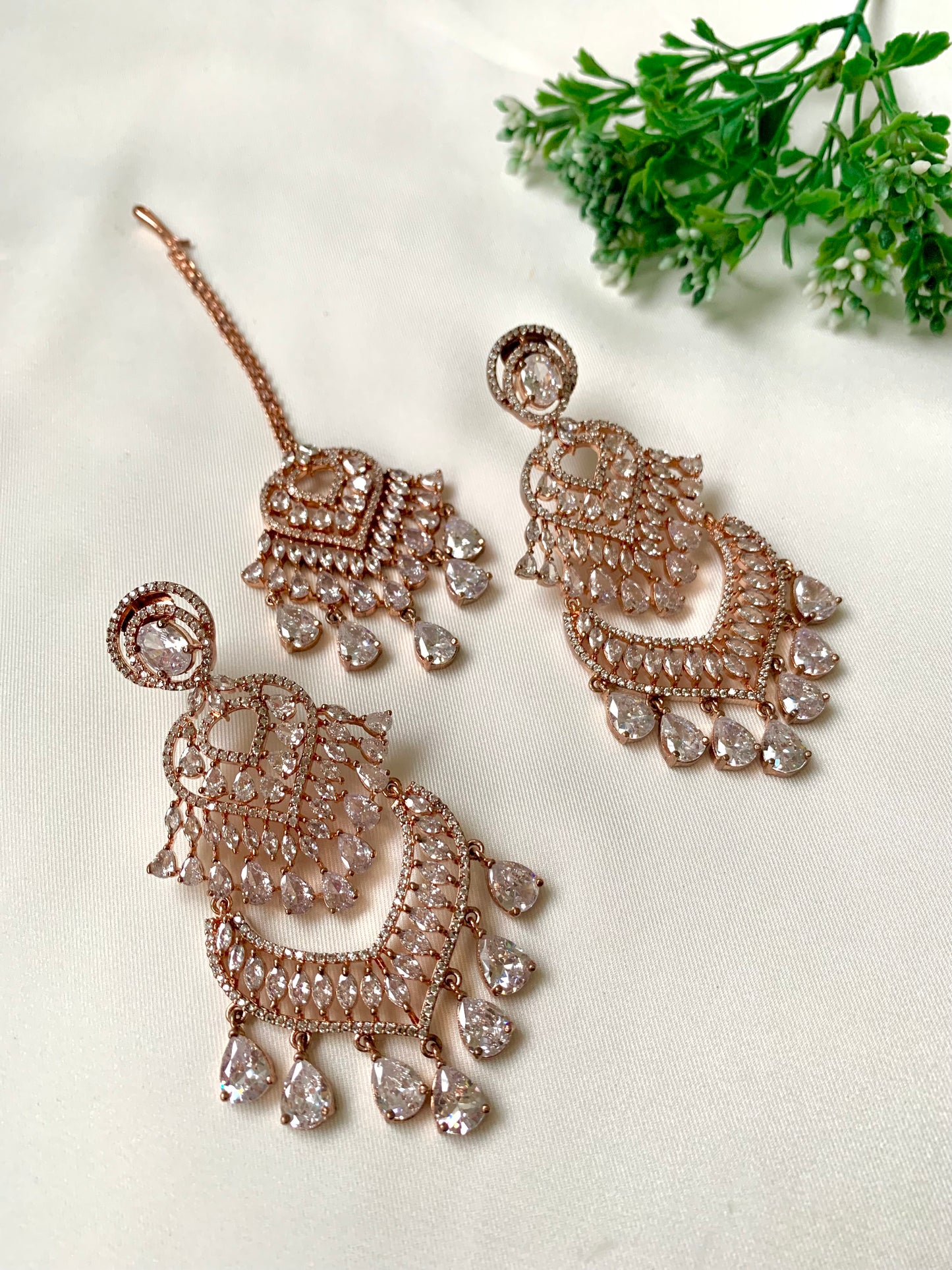 Iliana Earring Tikka Set