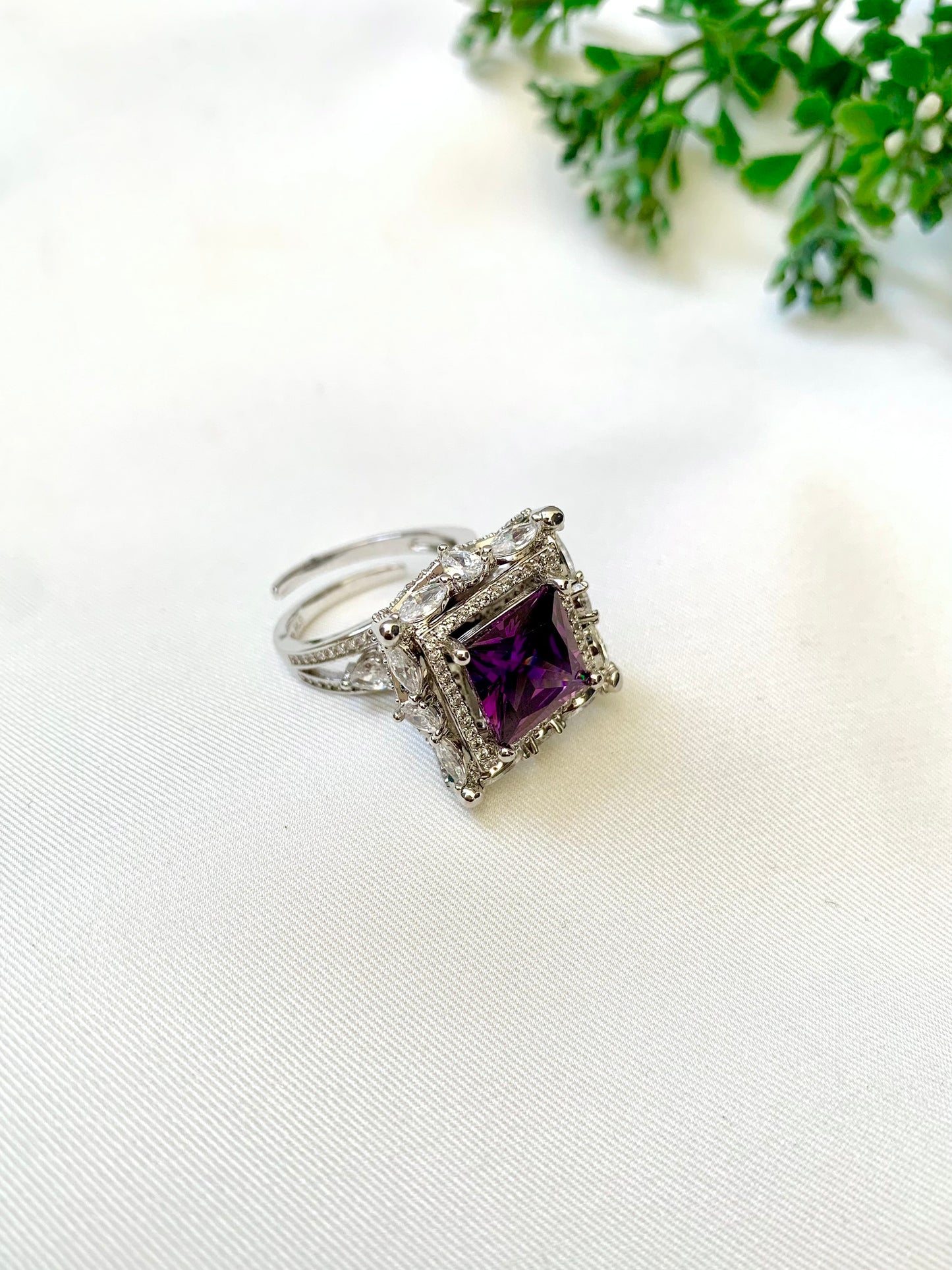 Hana Amethyst
