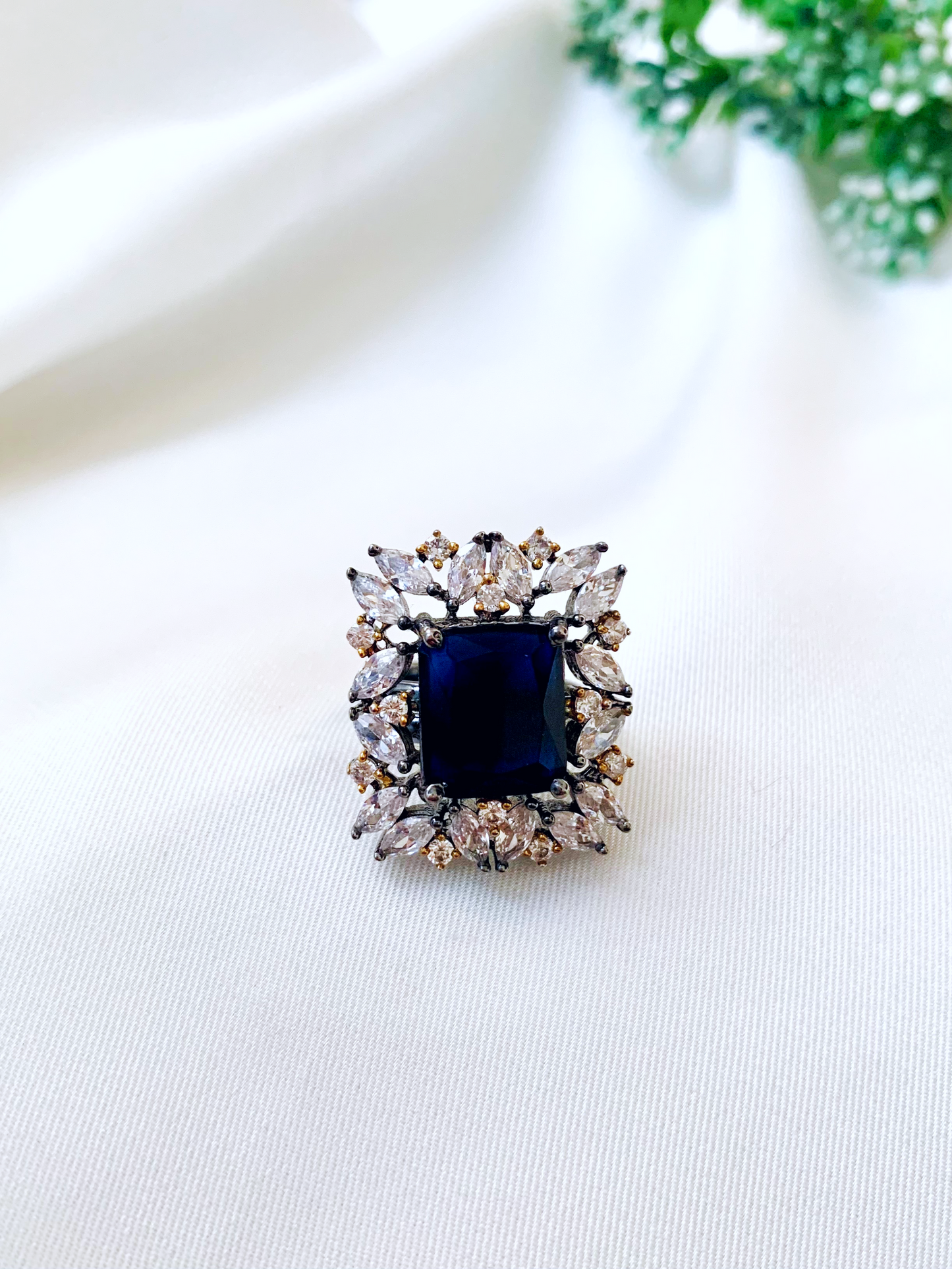 Helen Sapphire Ring