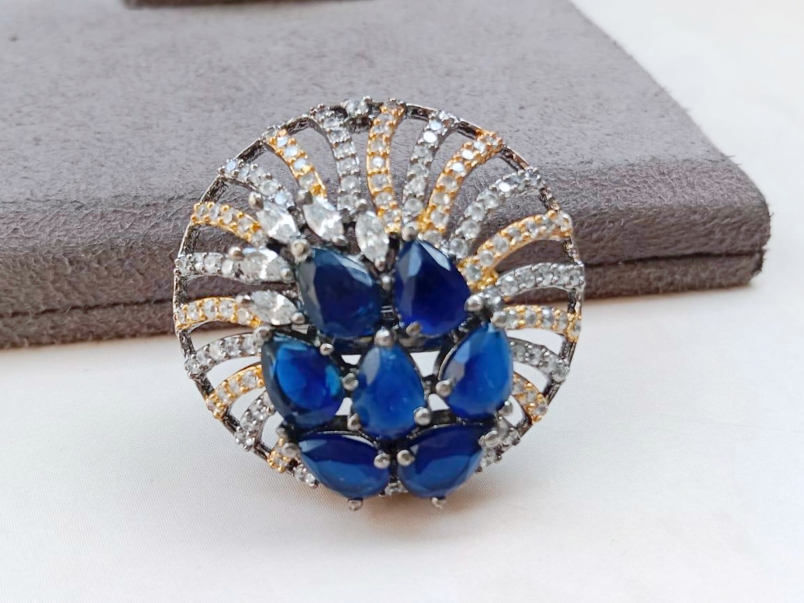 Simona Sapphire Ring