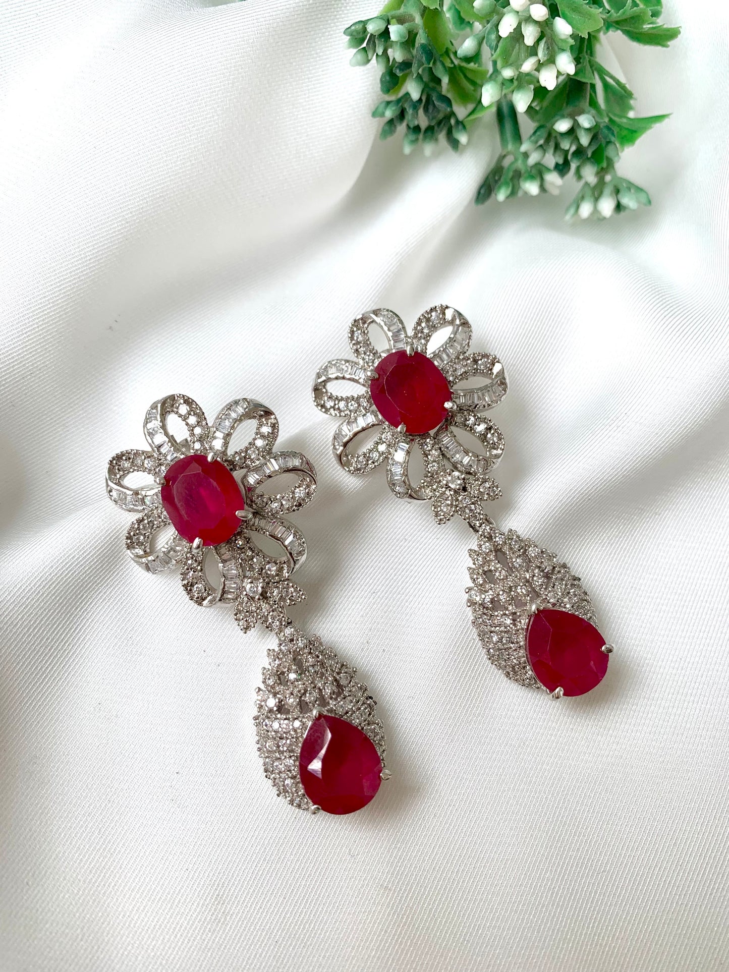 Daariya Earrings