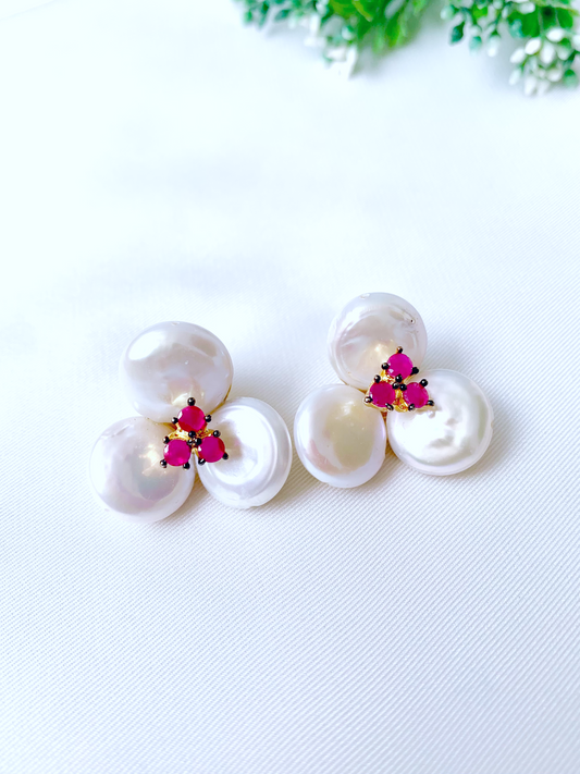 Daisy Studs