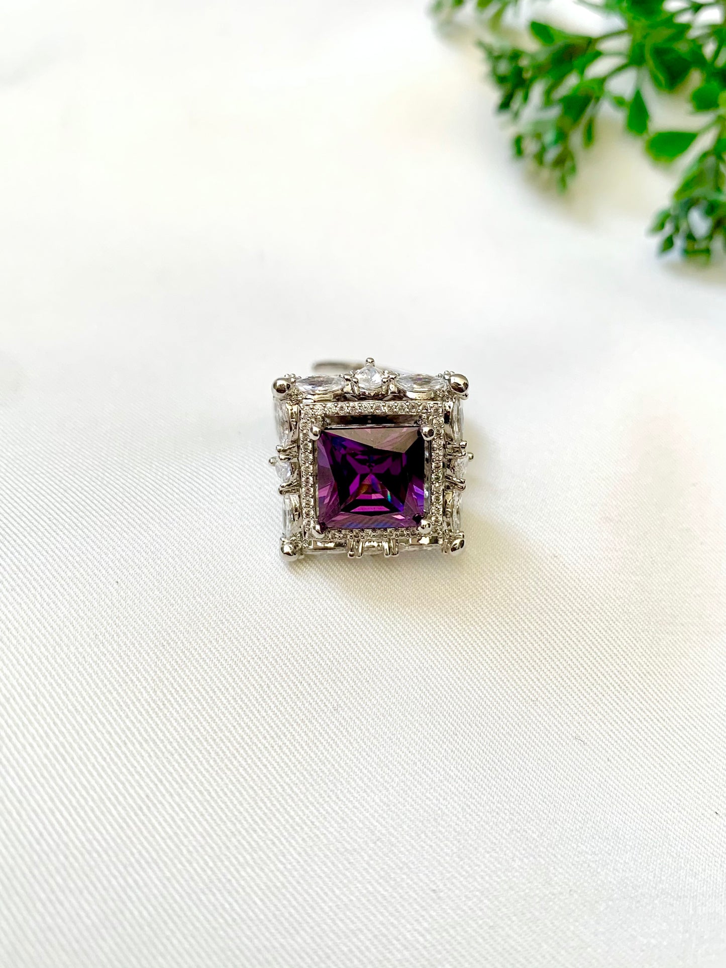 Hana Amethyst