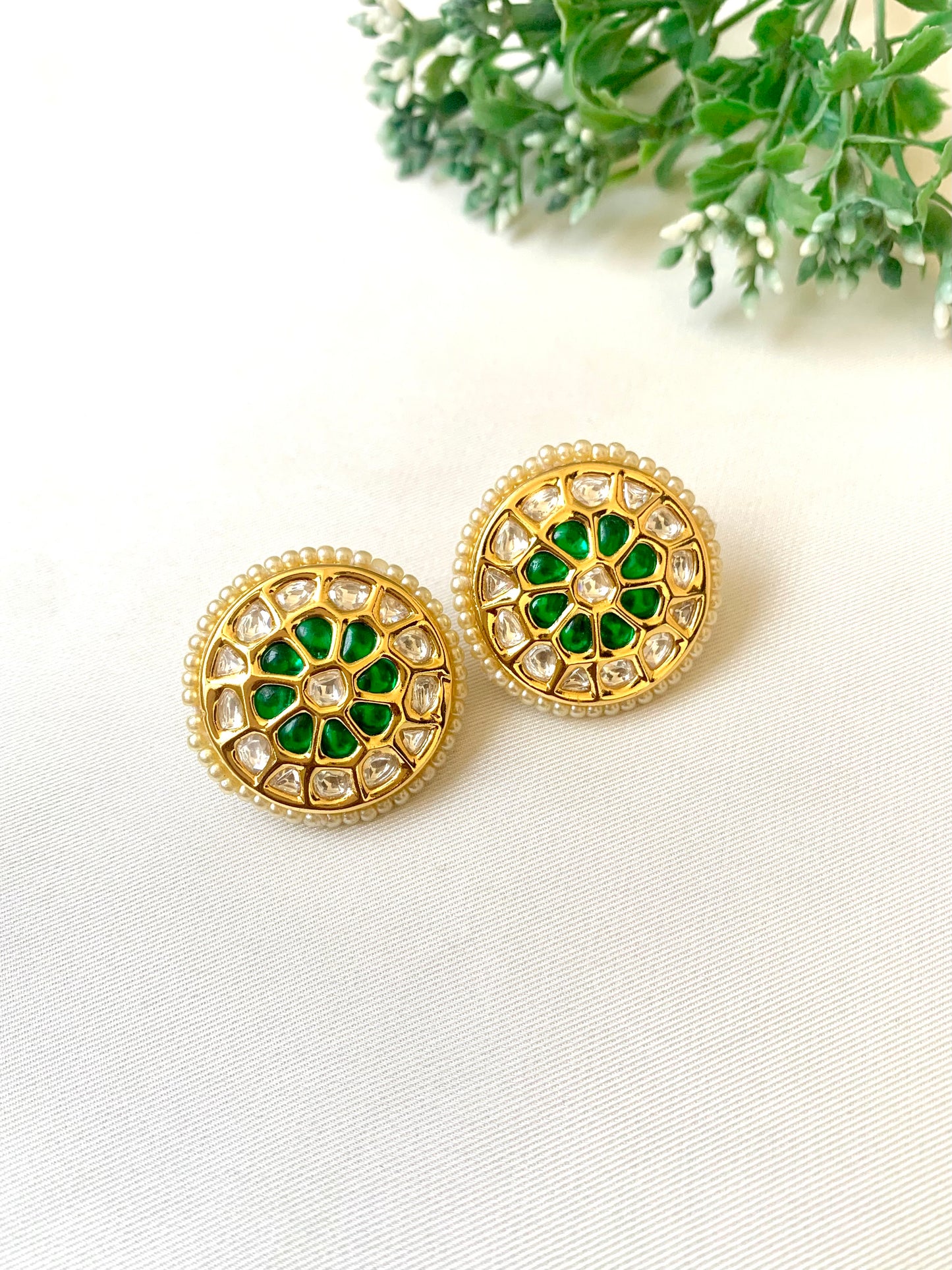 Janiya Studs