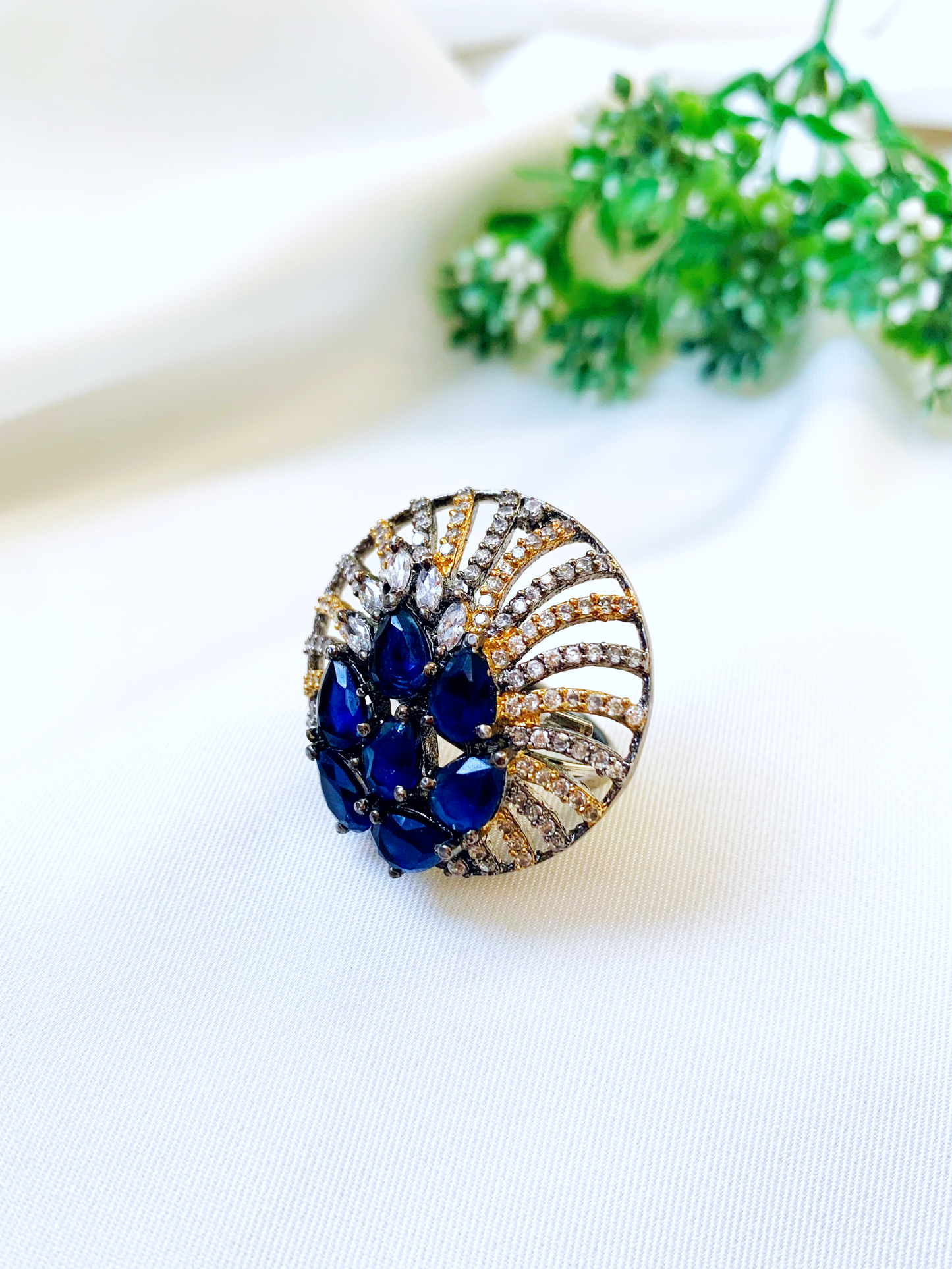 Simona Sapphire Ring