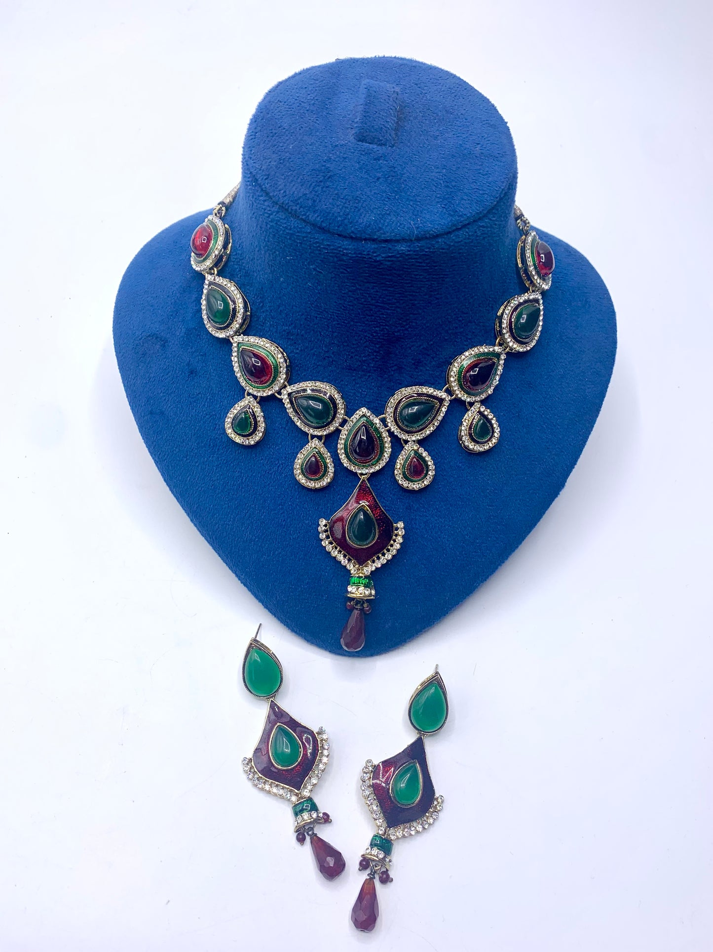 Shazmina Necklace Set