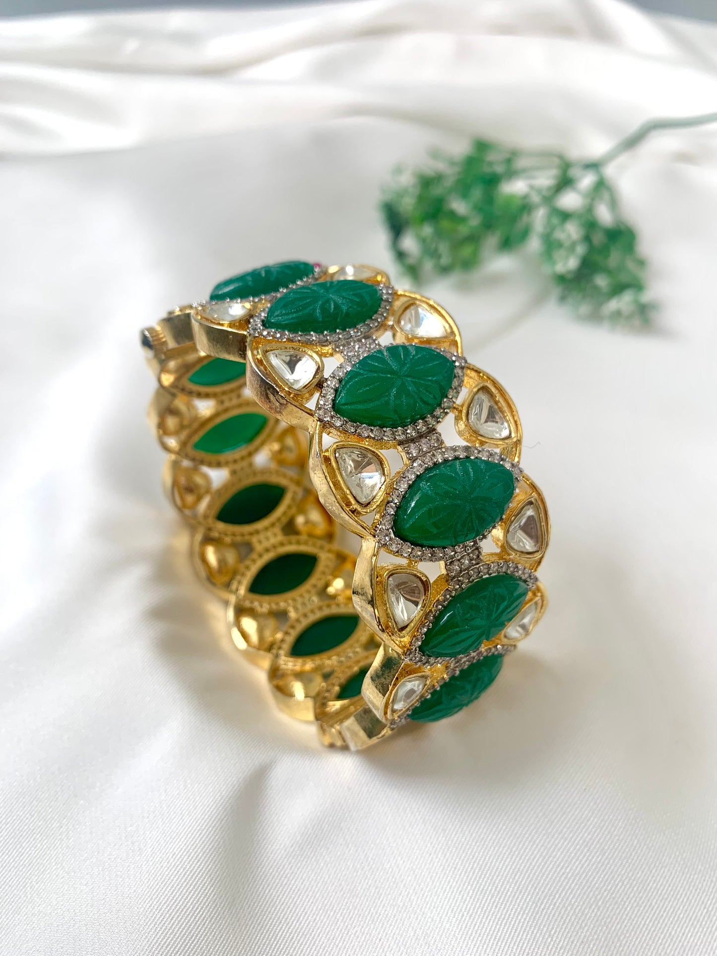 Elsie Emerald Bangle