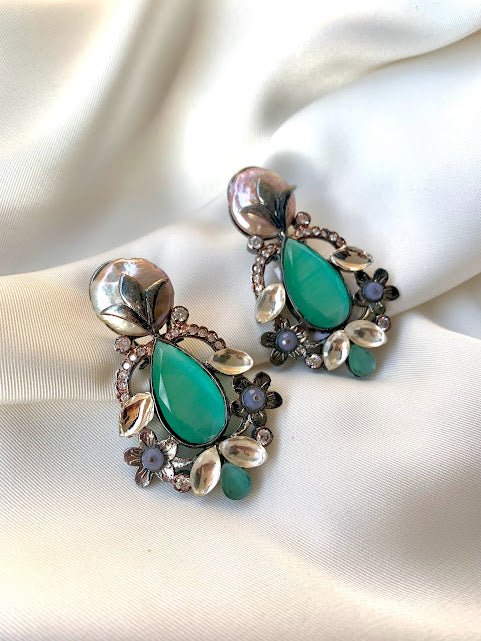 Rawiya Earrings