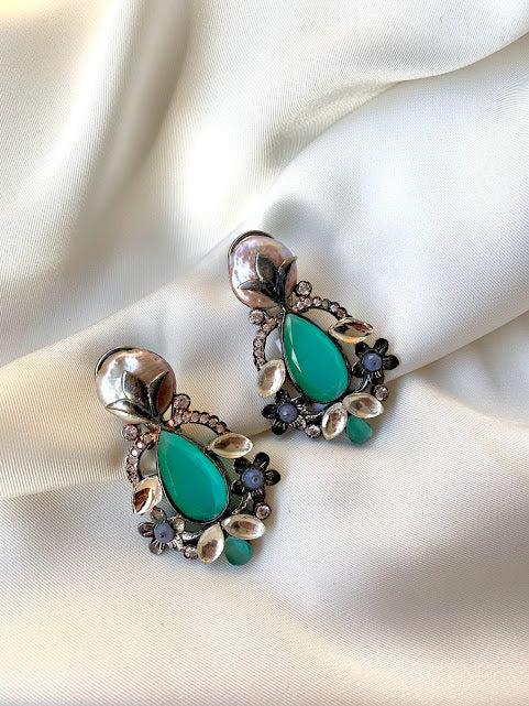 Rawiya Earrings