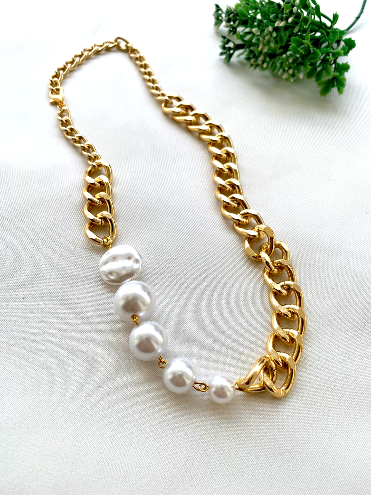 Ingrid handcrafted 22kt gold plated chain featuring a semi-precious Baroque Pearl and semi-precious Pearls