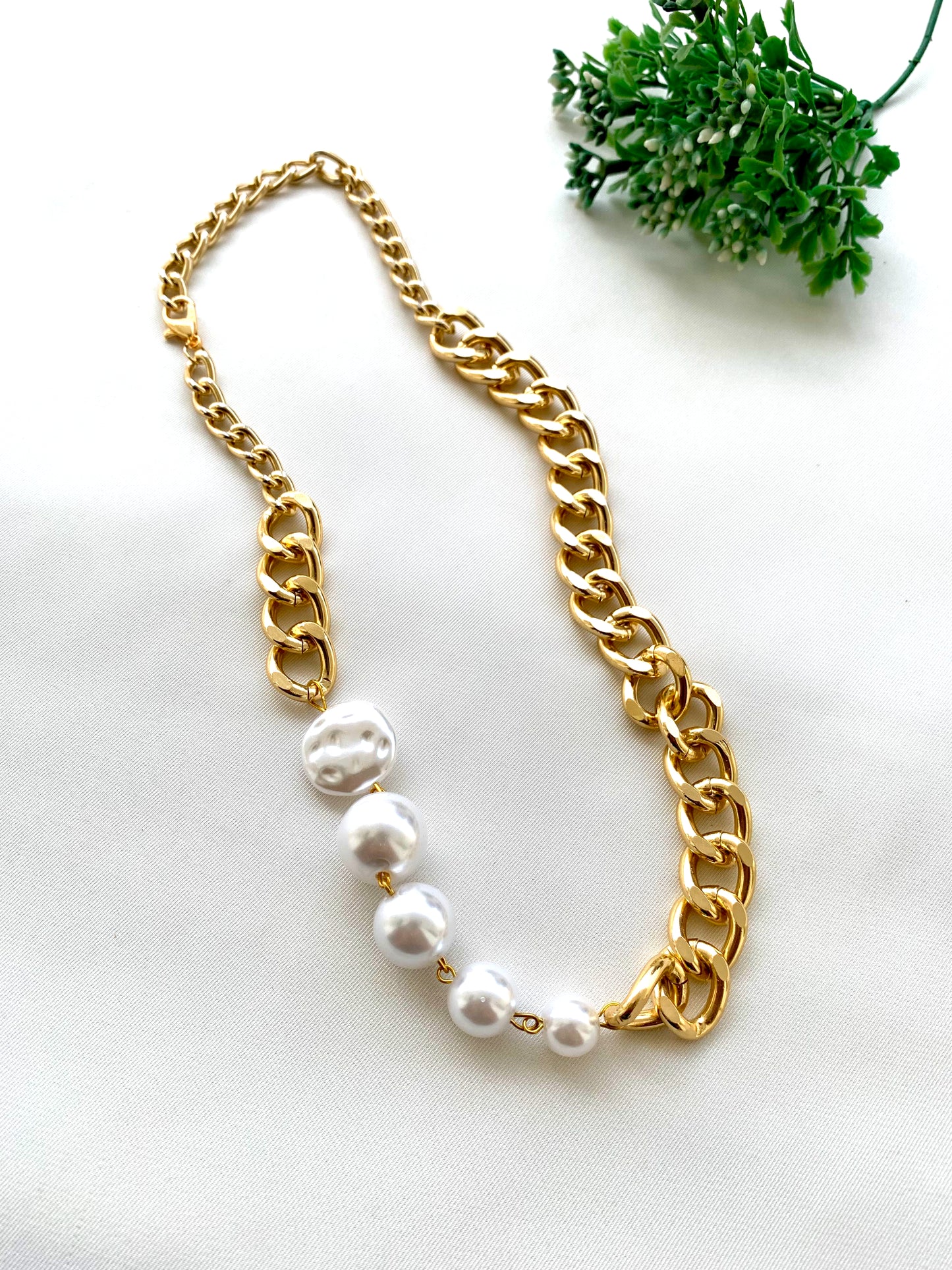 Ingrid handcrafted 22kt gold plated chain featuring a semi-precious Baroque Pearl and semi-precious Pearls