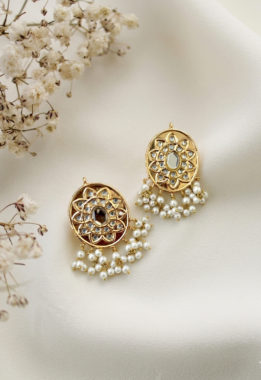 Sabina kundan pearl earrings in gold plating with traditional design