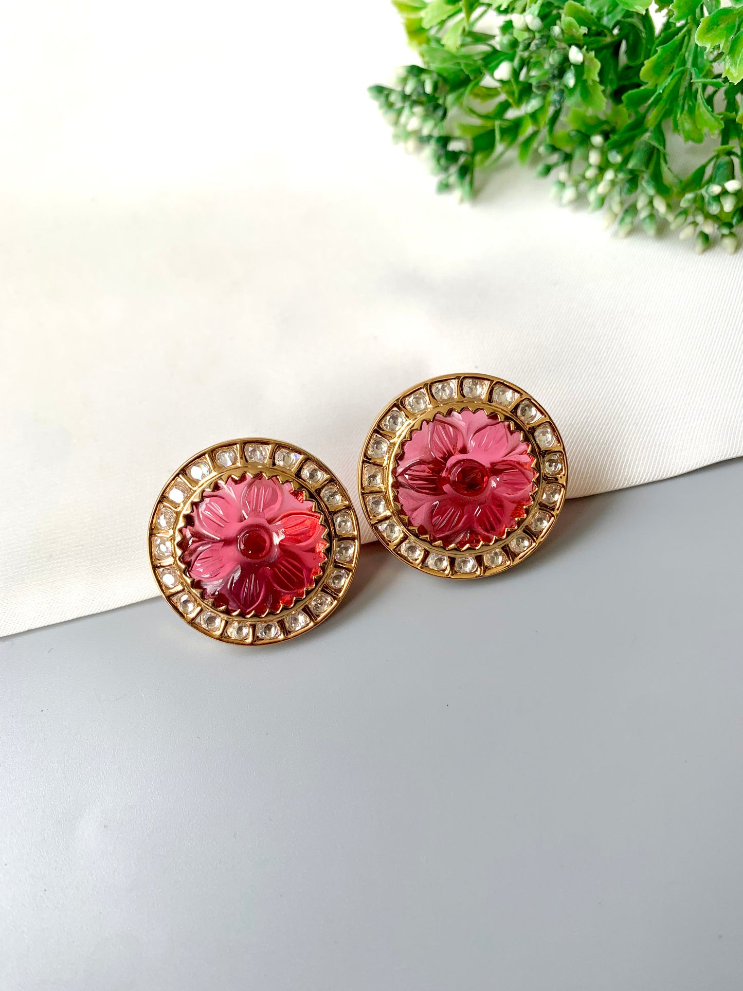 Close-up of Raniya Carved Ruby Polki Studs showing kundan setting and high-polish gold finish — Zamal Jewels