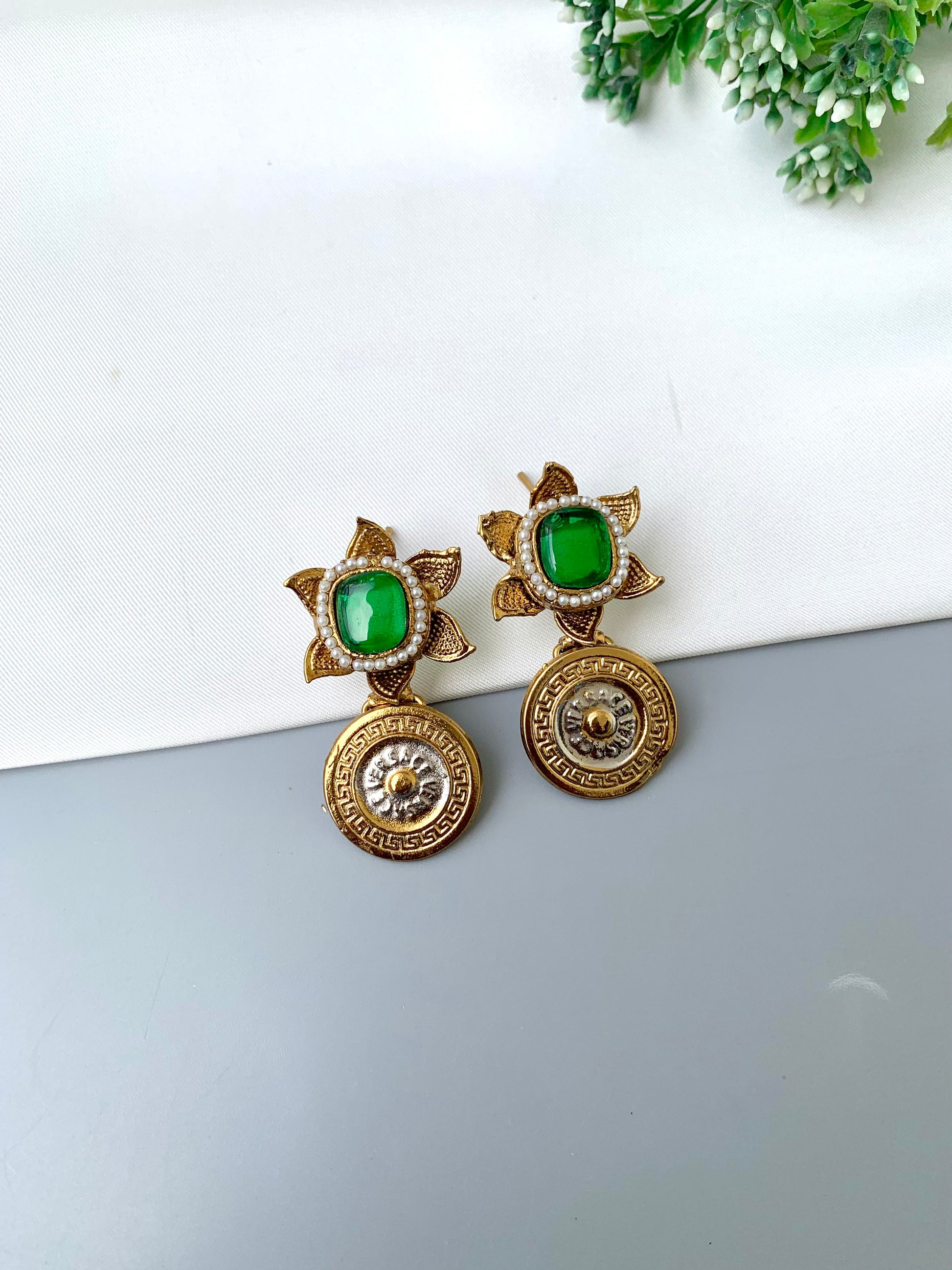 Airah emerald pearl earrings in gold plating with colorful gemstone accents