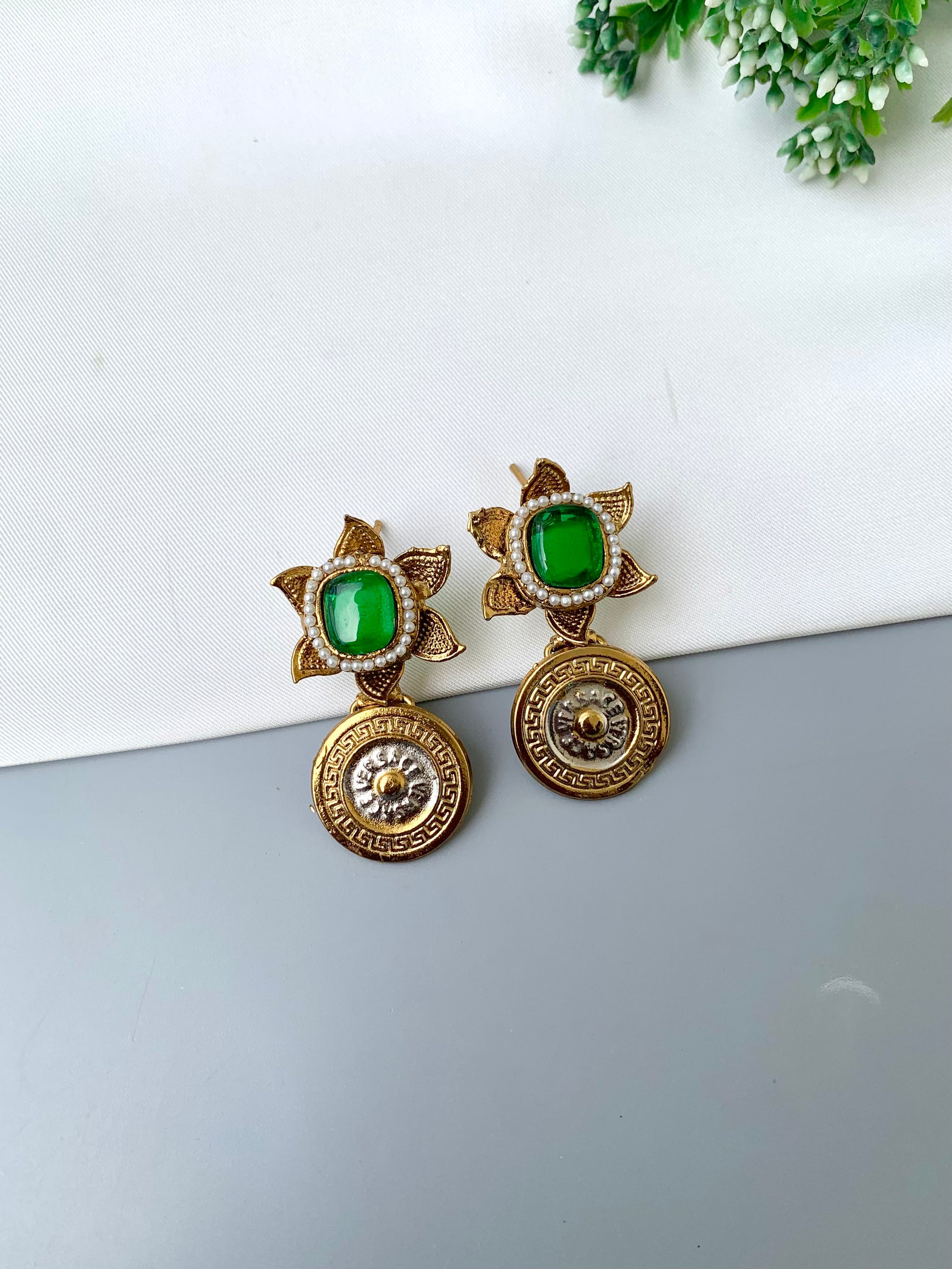 Airah emerald pearl earrings in gold plating with colorful gemstone accents