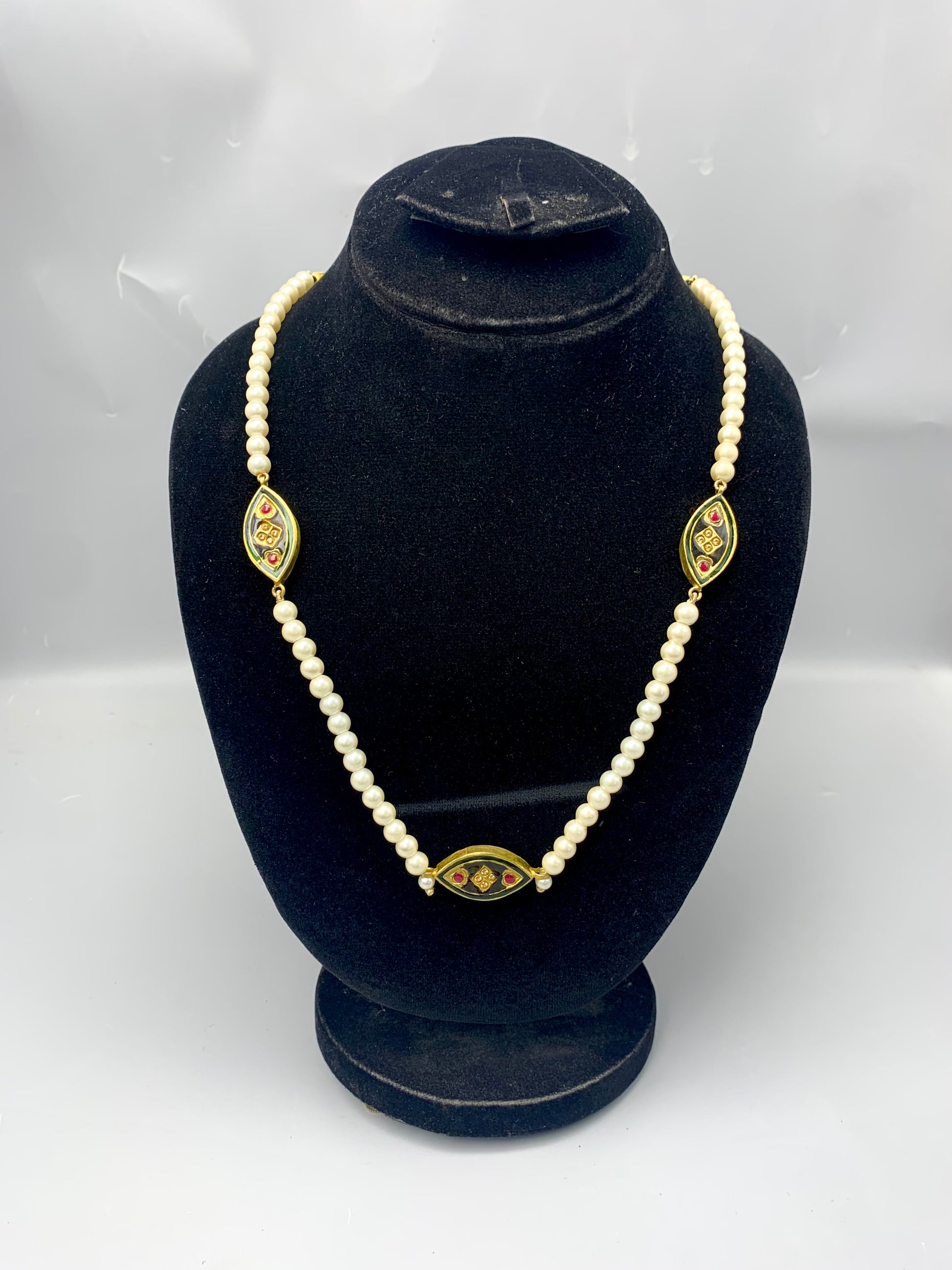 Diya handcrafted 22kt gold plated maala with kundan and semi precious pearls