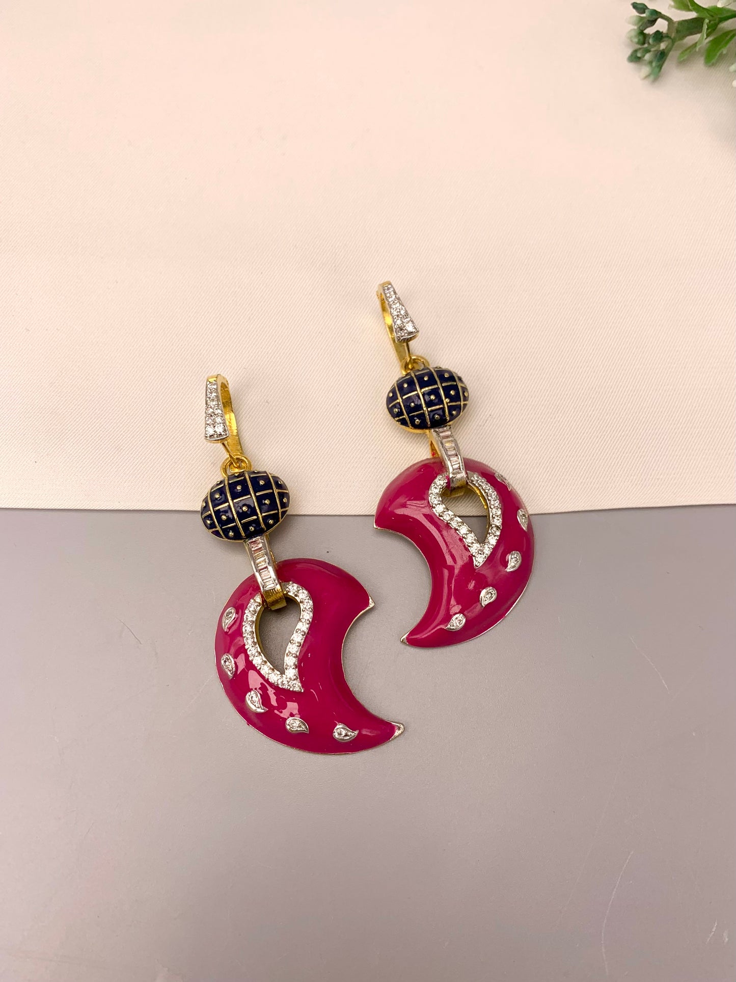 Taniya Convertible Earrings