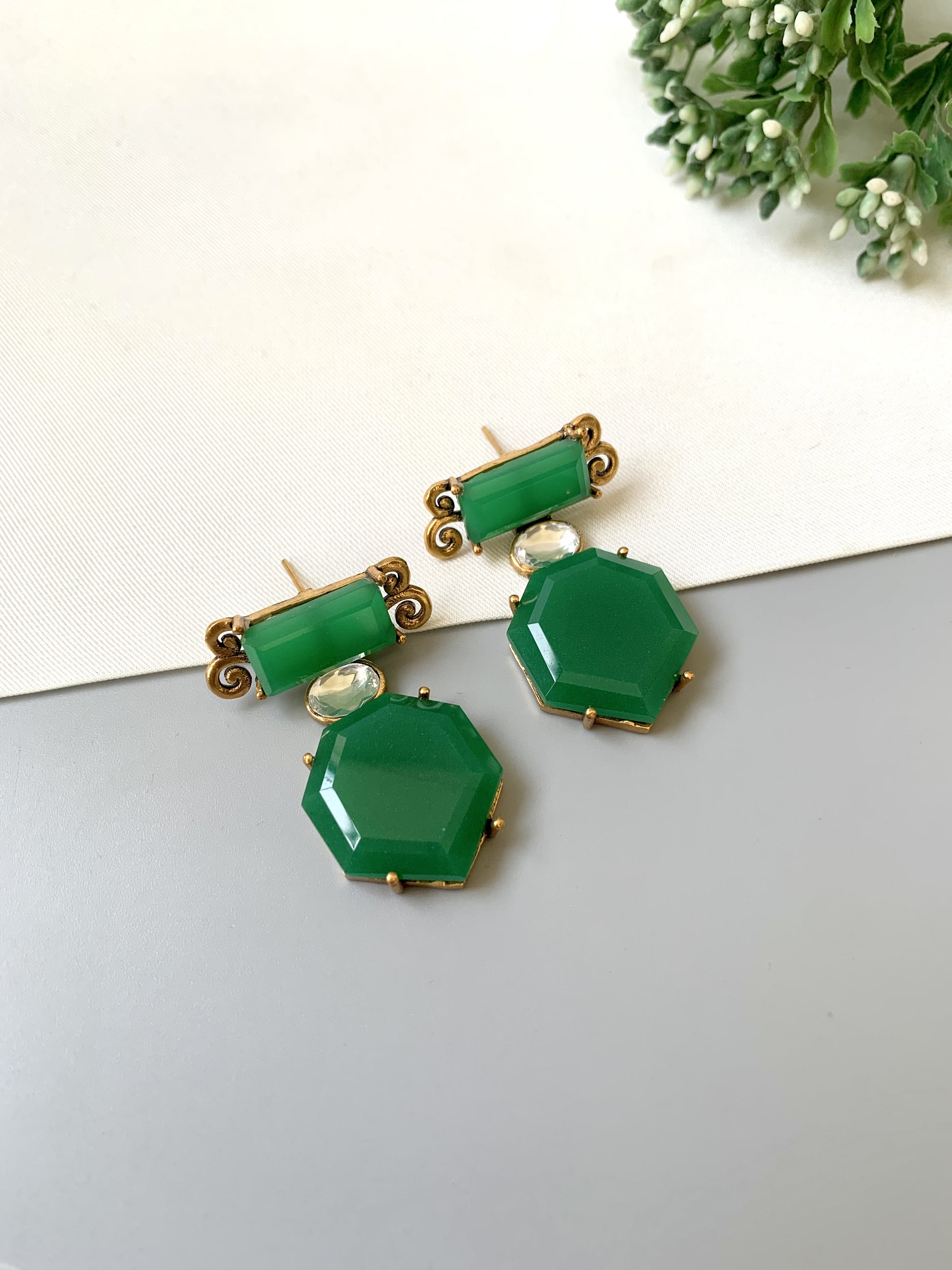 Handcrafted 22kt gold plated emerald kundan drop earrings by Zamal Jewels