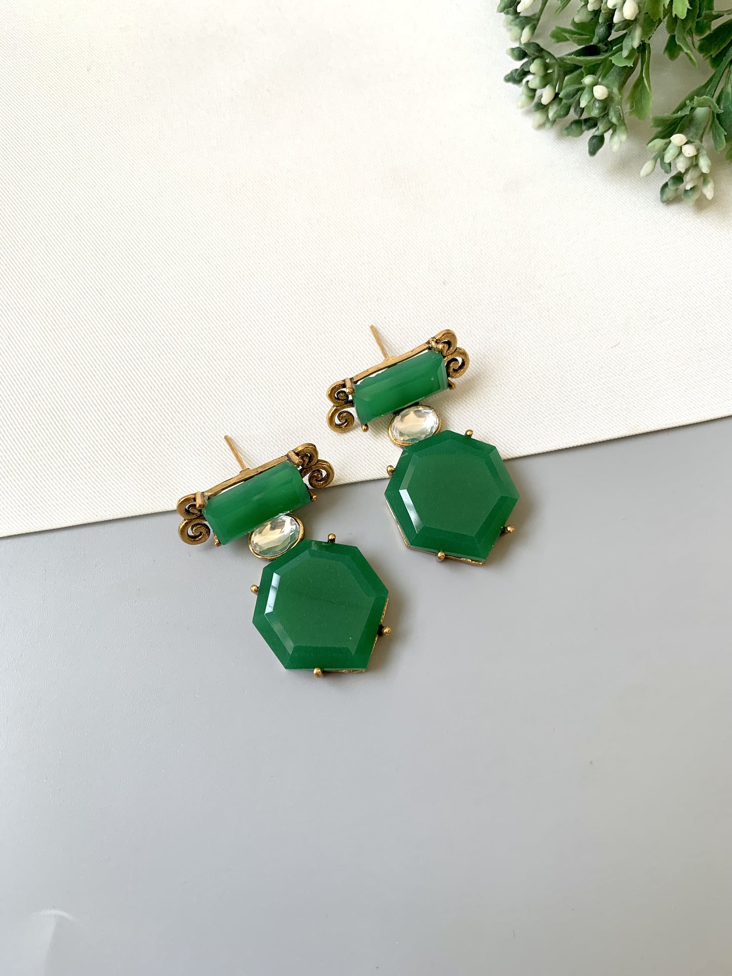 Handcrafted 22kt gold plated emerald kundan drop earrings by Zamal Jewels