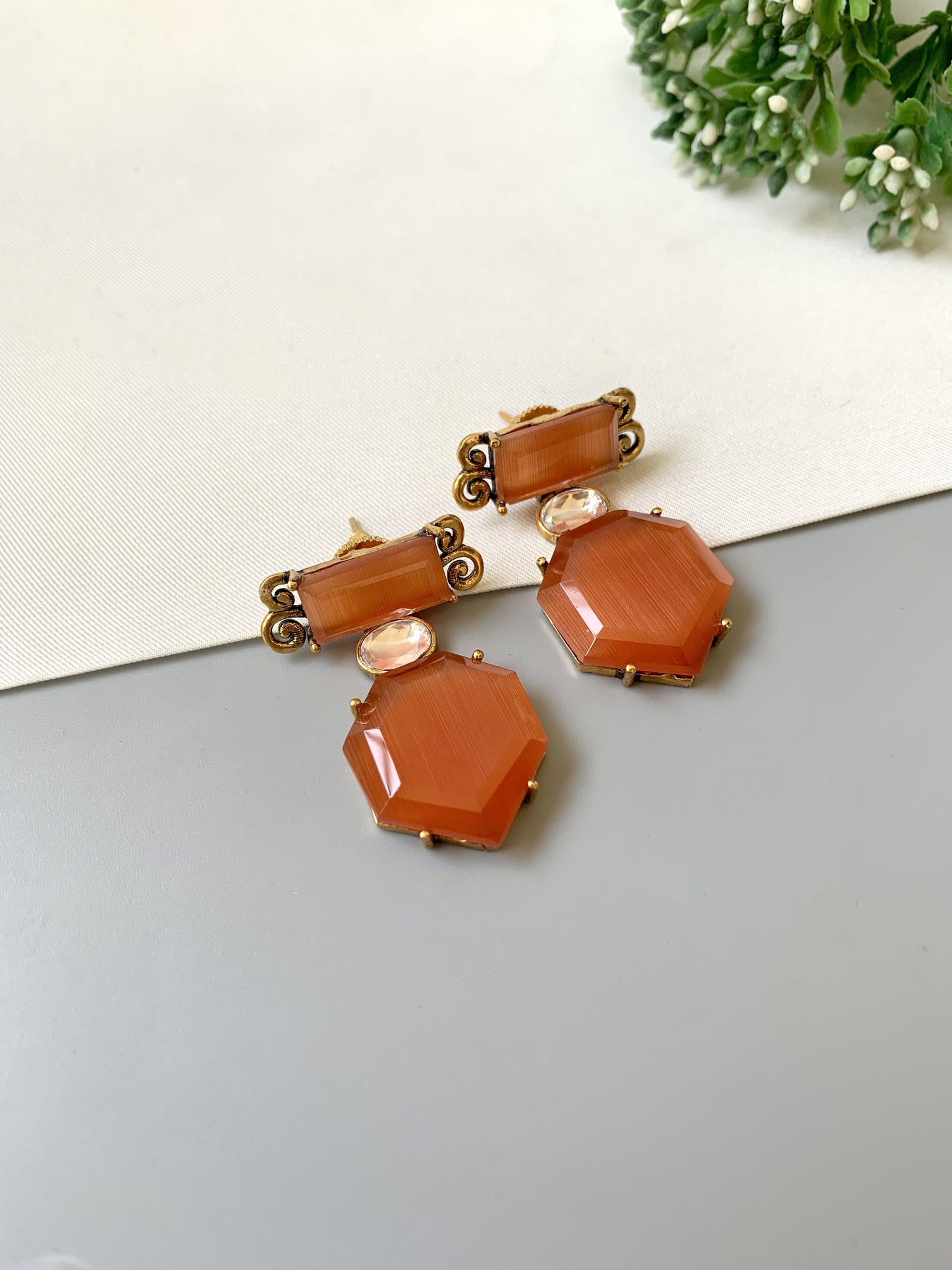 Handcrafted 22kt gold plated kundan earrings with semi-precious onyx stones by Zamal Jewels