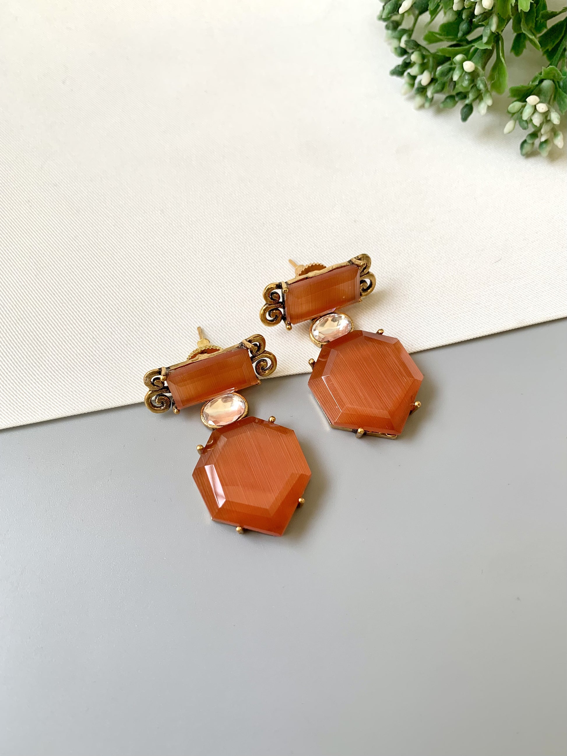 Handcrafted 22kt gold plated kundan earrings with semi-precious onyx stones by Zamal Jewels